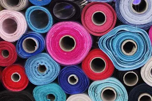 Quy trình sản xuất chất liệu polyester gồm nhiều giai đoạn