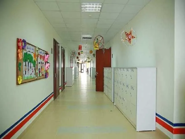 Tủ locker có mặt tại các trường học