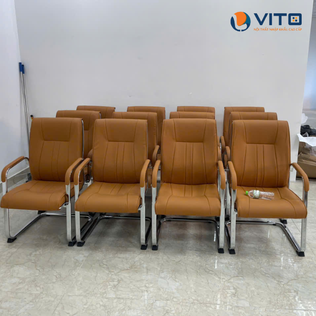 Hình ảnh thực tế Vito bàn giao combo bàn họp và ghế chân quỳ